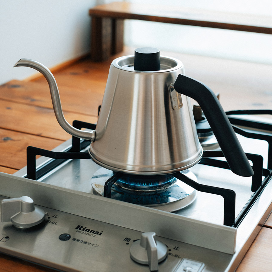 Pour-Control Kettle KASUYA Model