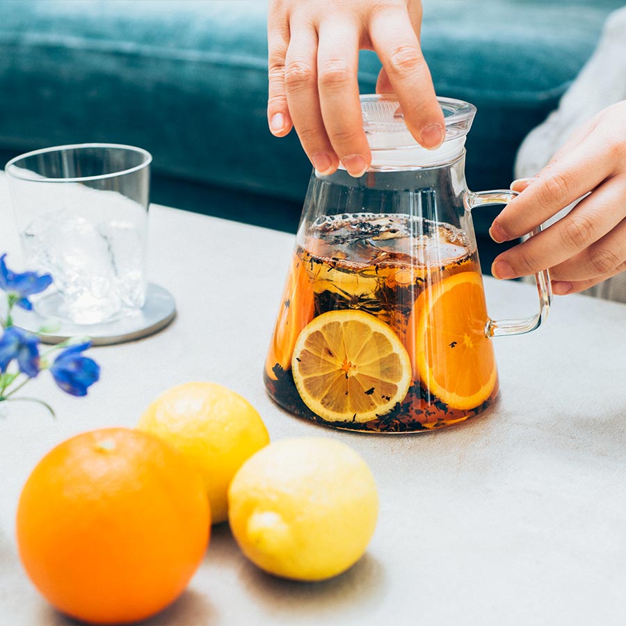 Tea Pot with Strainer Lid 700 ml