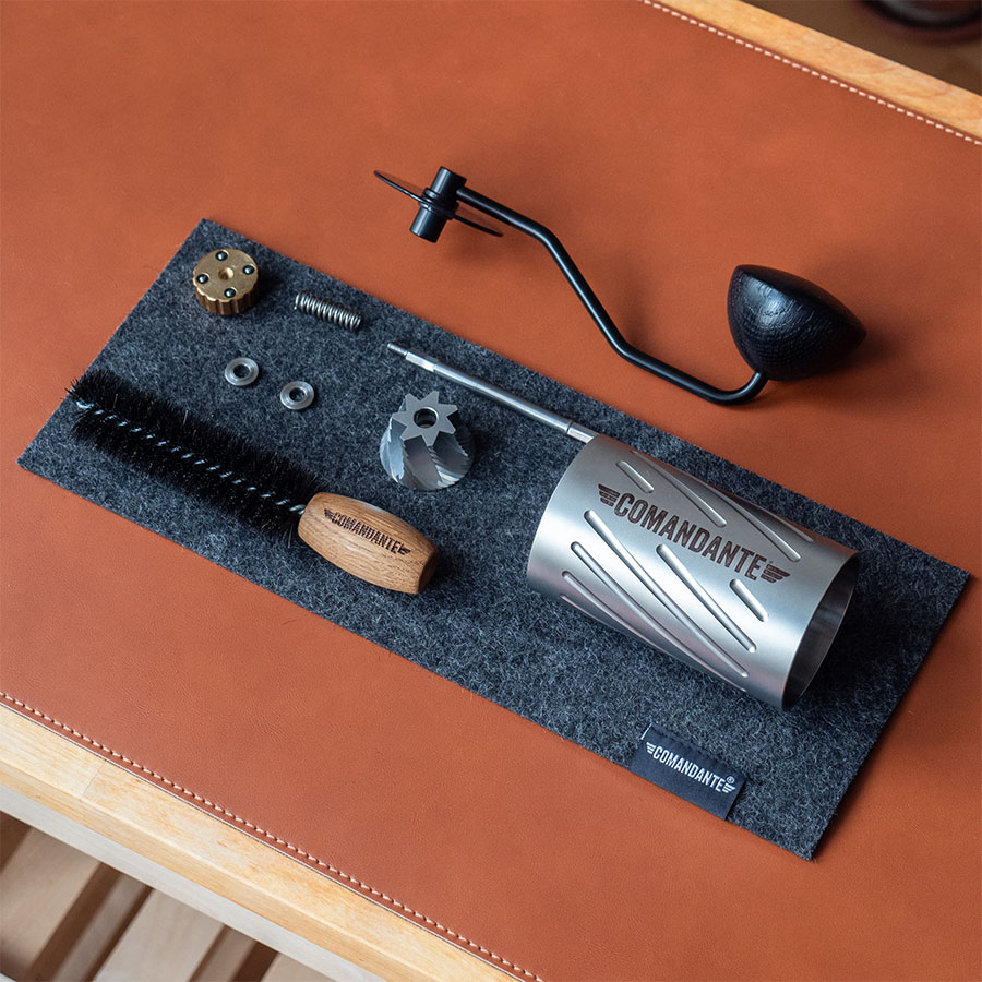 Comandante Long Neck Brush