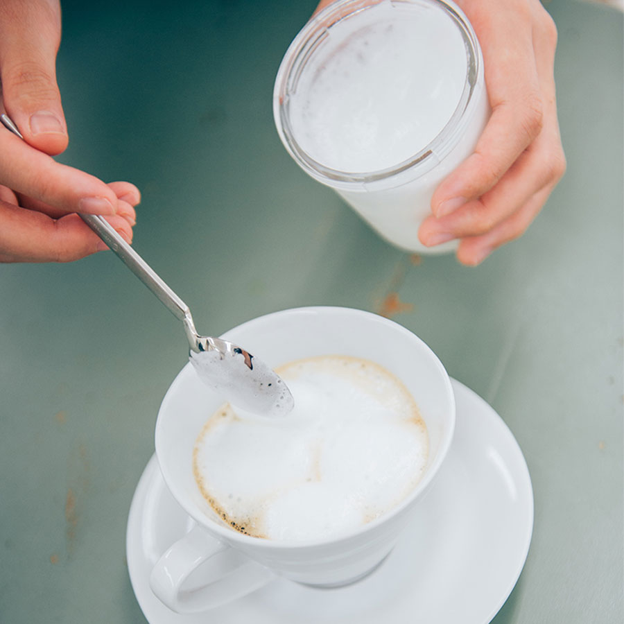 Latte Shaker - Off White