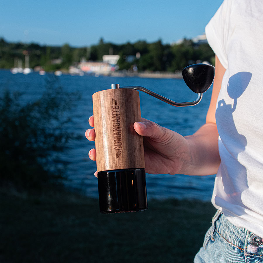 Comandante C40 MK4 Nitro Blade Virginia Walnut