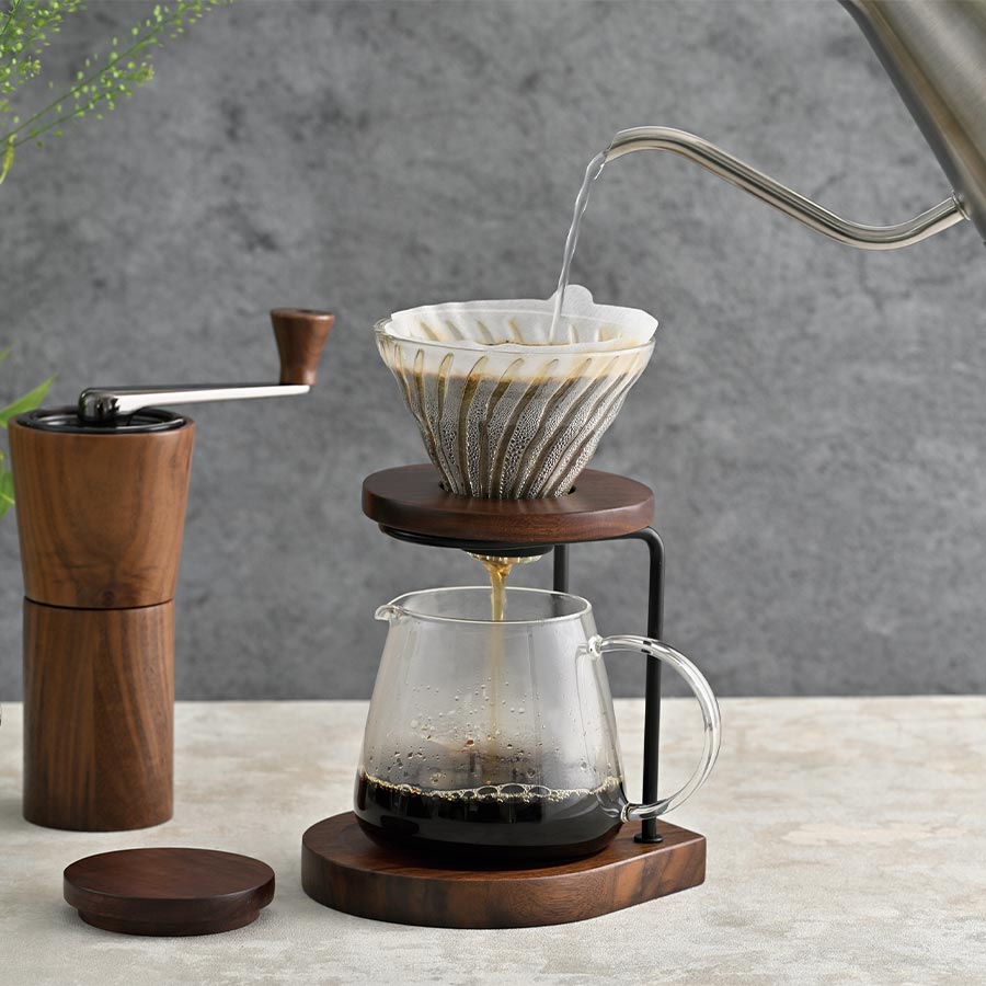 Glass Coffee Dripper V60 02 - Walnut Wood