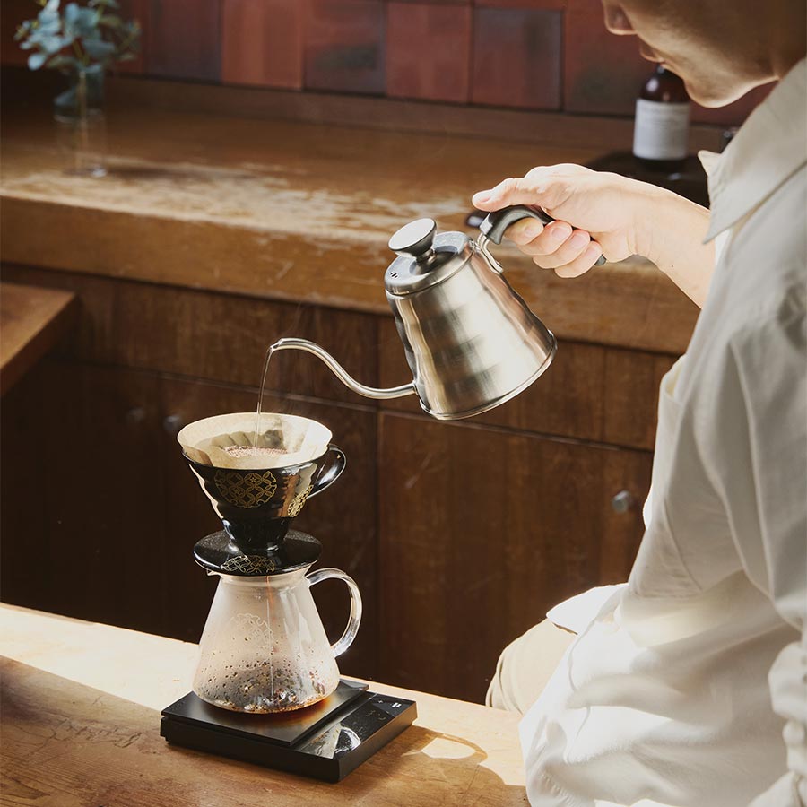 Ceramic V60 Dripper 02 Shippou - Black