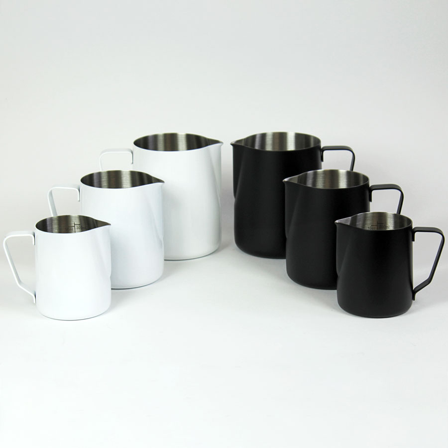 Rhino Pro Stealth Pitcher 32oz/900ml - Black 